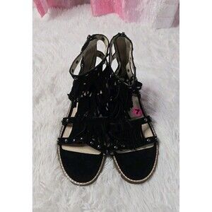Pelle Moda Black Suede Fringe Studded Moccasin Flat Sandals Size 7